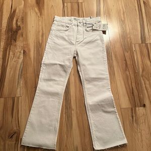 Never worn white zara jeans